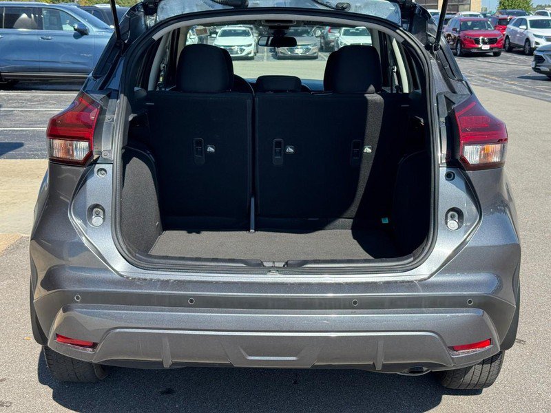 Used 2023 Nissan Kicks SV FWD image 5