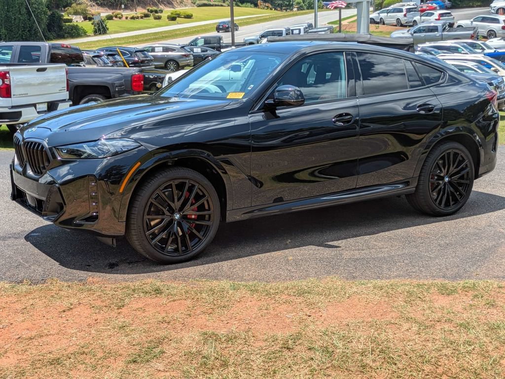 Used 2026 BMW X6 xDrive40i w/ Executive Package AWD/4WD image 2