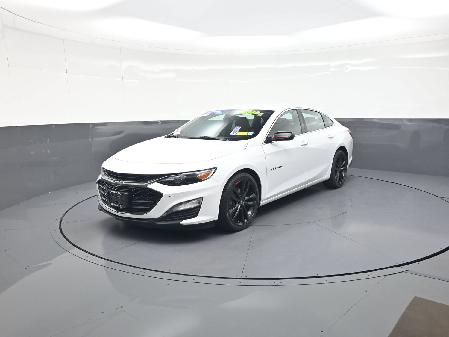 Used 2022 Chevrolet Malibu LT w/ Redline Edition FWD image 7