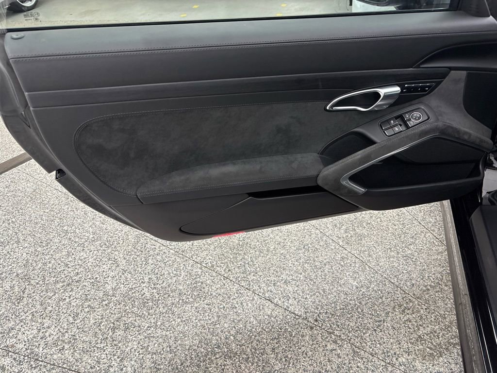 Used 2019 Porsche 911 Carrera GTS image 32