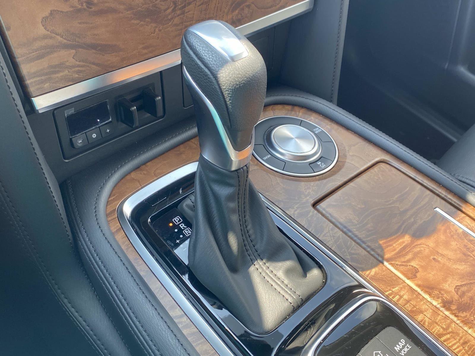 Used 2024 Nissan Armada SL w/ Cargo Package image 23