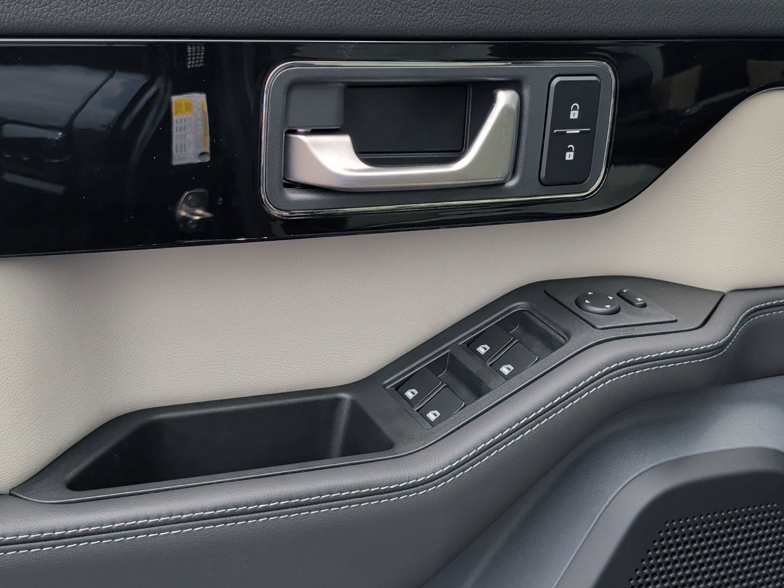 New 2025 INEOS Grenadier Station Wagon AWD/4WD image 14