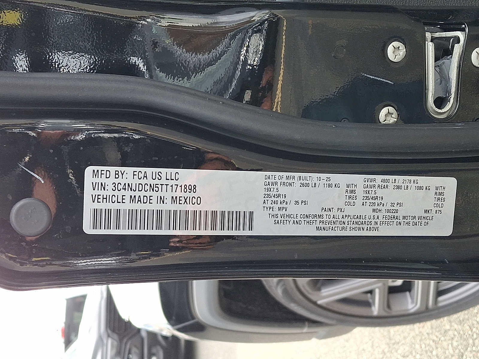 New 2026 Jeep Compass Limited w/ Sun, Sound & Navigation Group AWD/4WD image 19