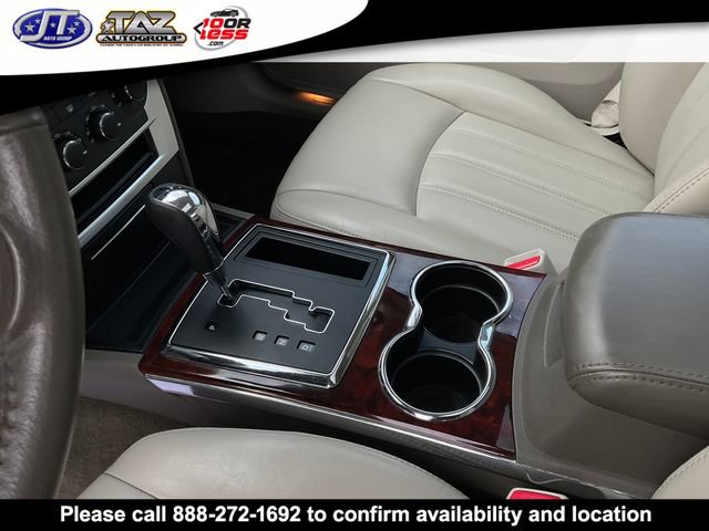 Used 2008 Chrysler 300 C w/ Protection Group II image 17