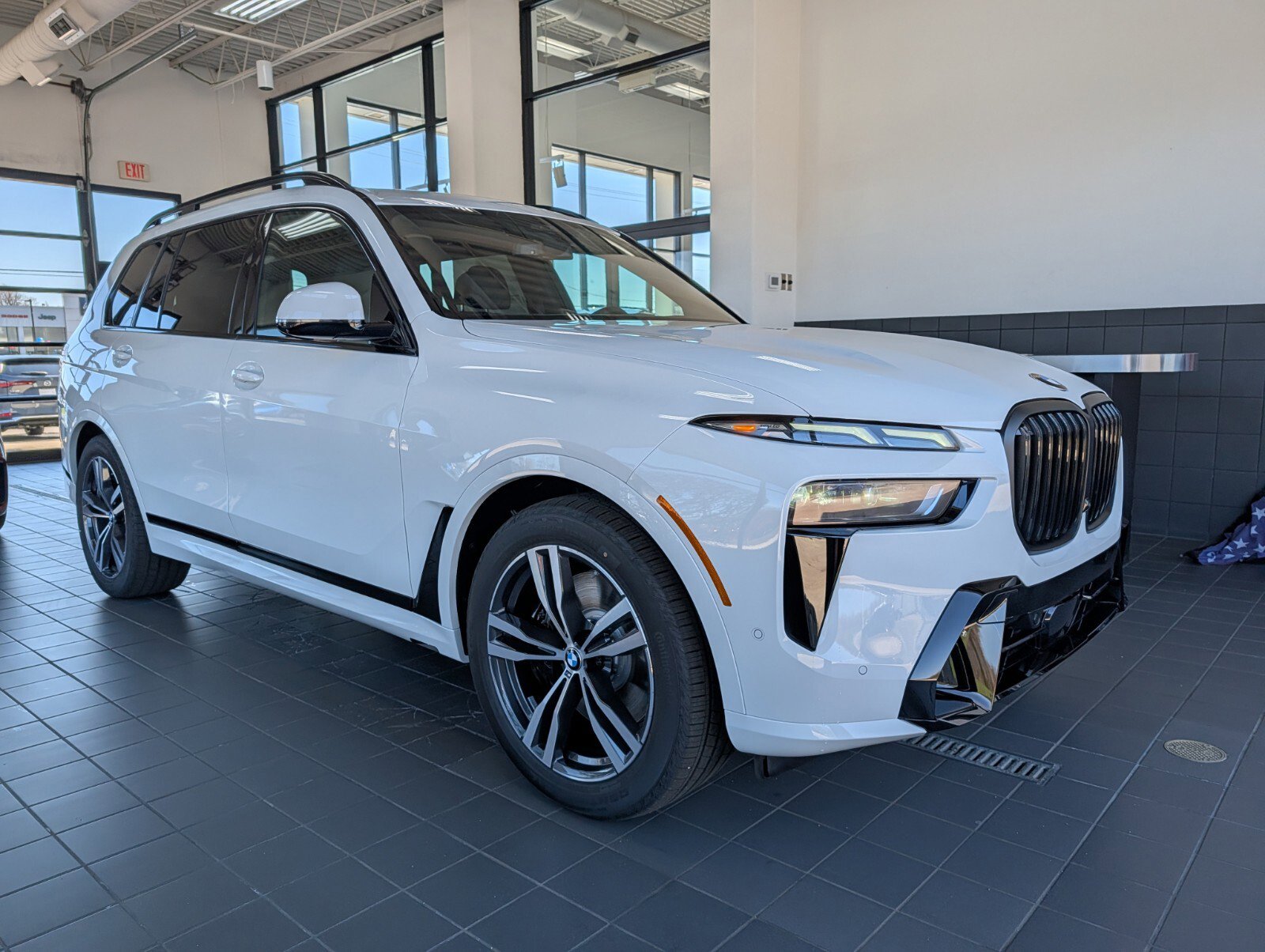 New 2026 BMW X7 xDrive40i w/ M Sport Package image 2