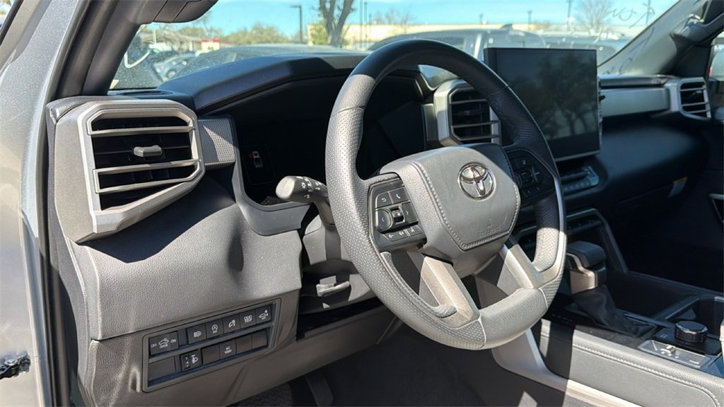 Used 2025 Toyota Tundra Limited w/ Power Package image 15