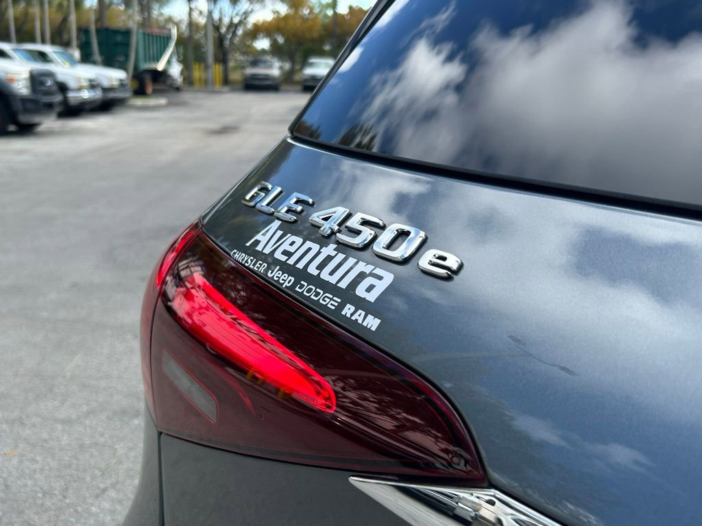 Used 2025 Mercedes-Benz GLE 450e 4MATIC image 38