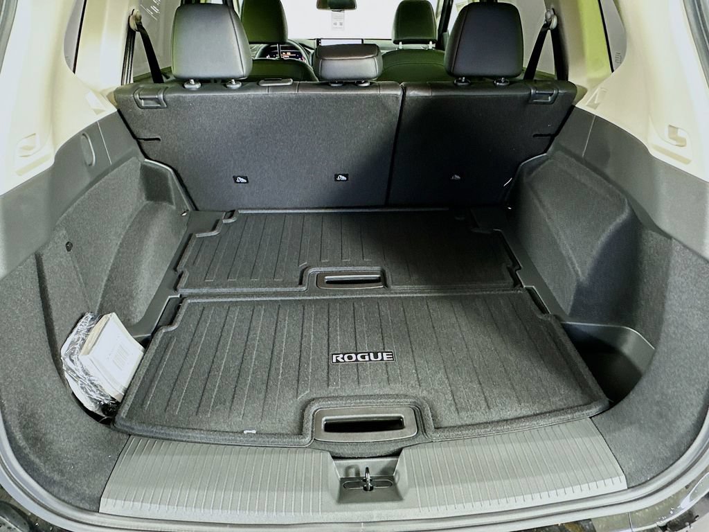 New 2026 Nissan Rogue Platinum AWD/4WD image 34