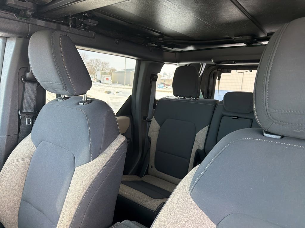 Used 2025 Ford Bronco Big Bend image 14