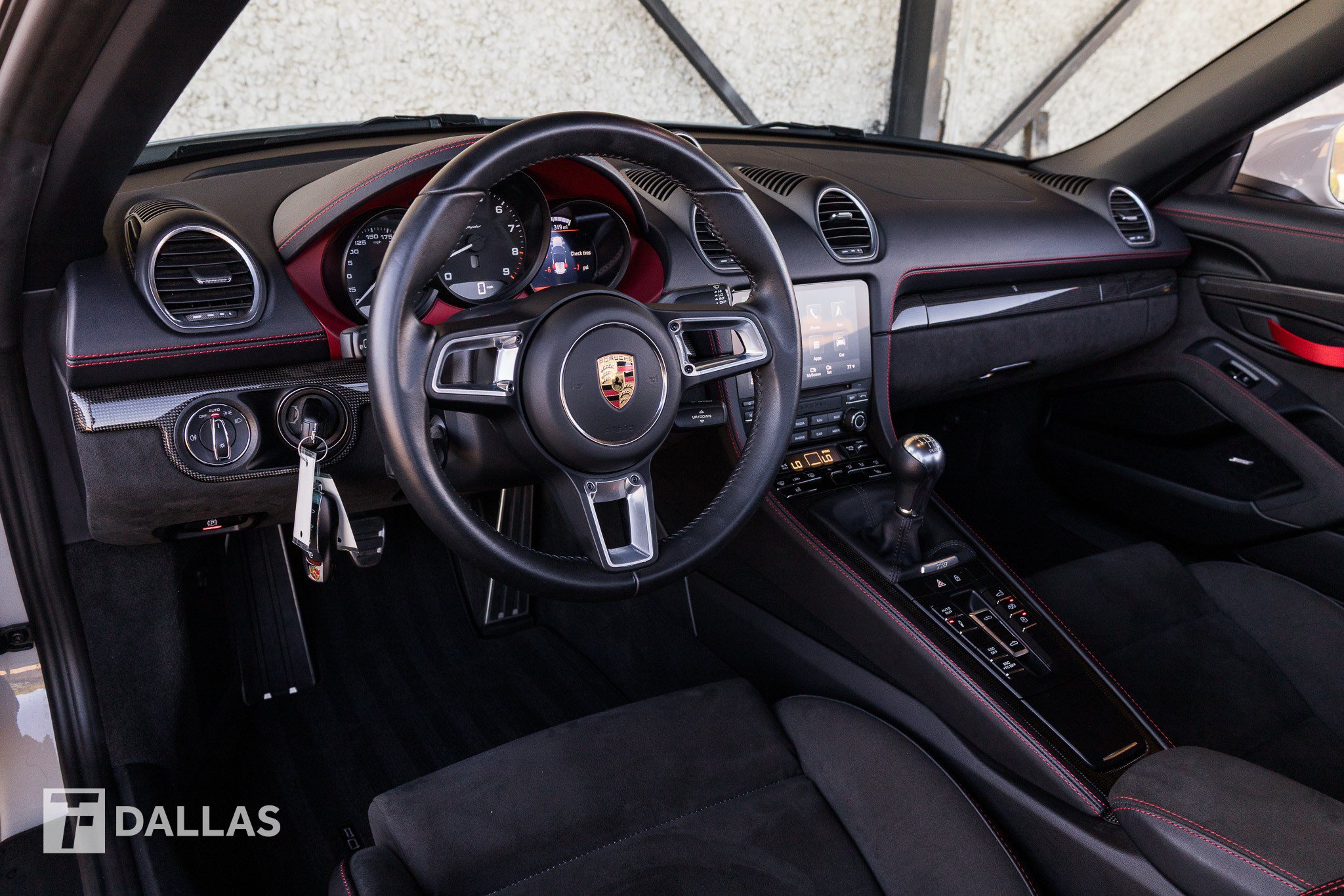 Used 2022 Porsche 718 Boxster Spyder RWD image 27