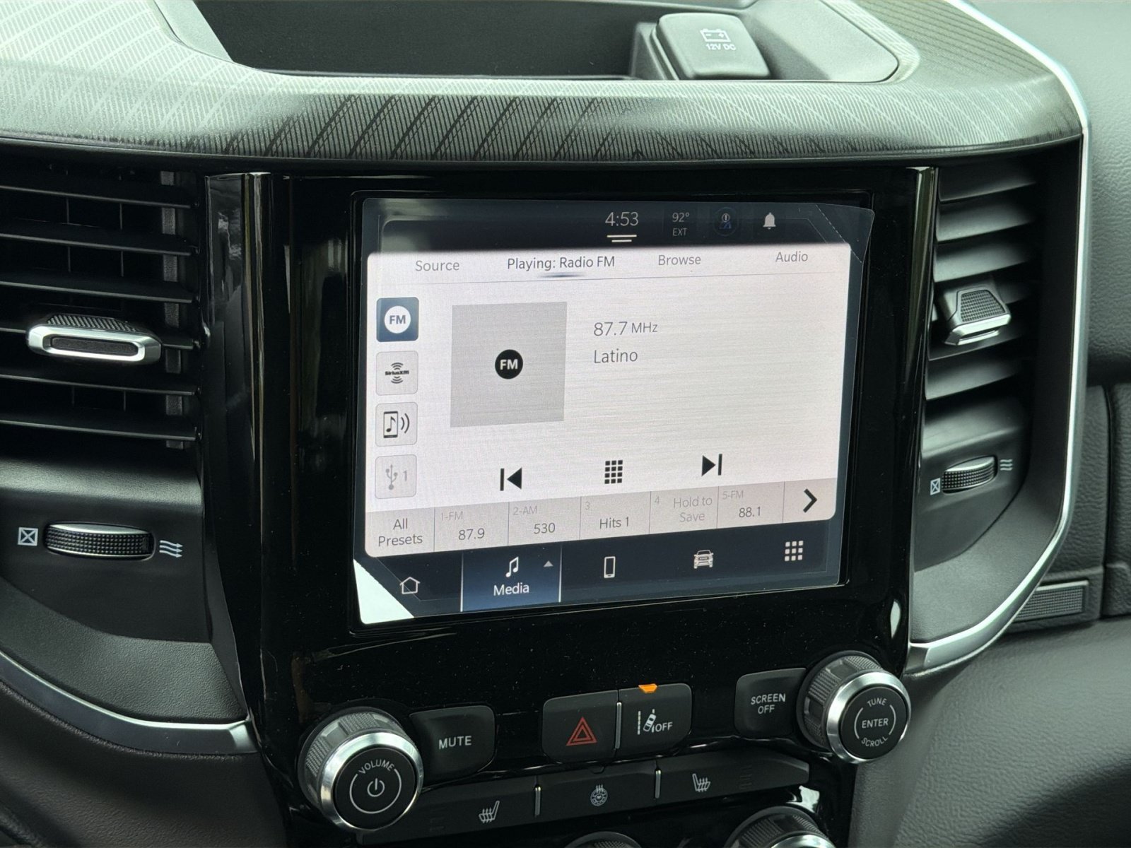 New 2026 RAM 1500 Big Horn AWD/4WD image 18