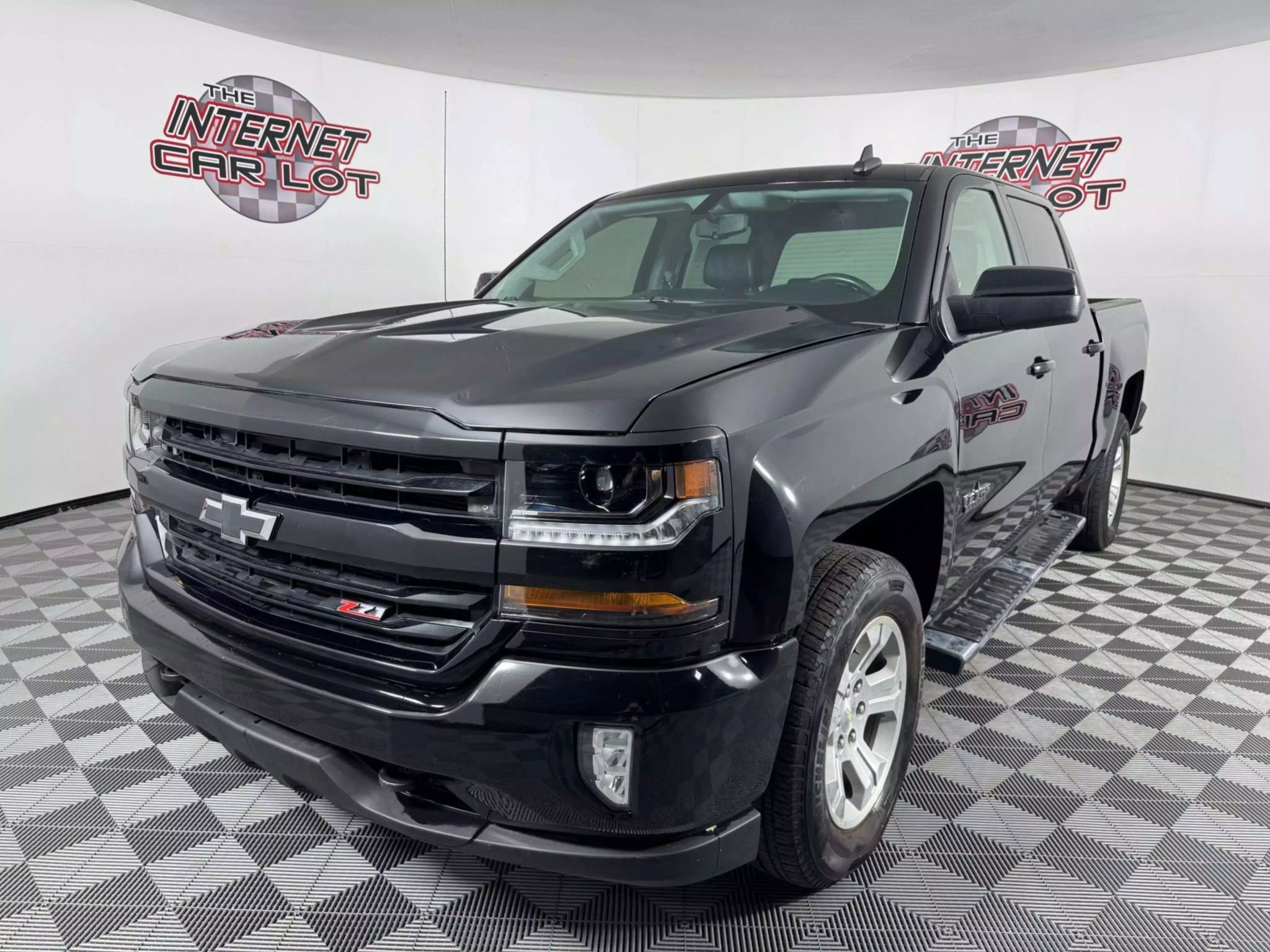 Used 2018 Chevrolet Silverado 1500 LT w/ Texas Edition