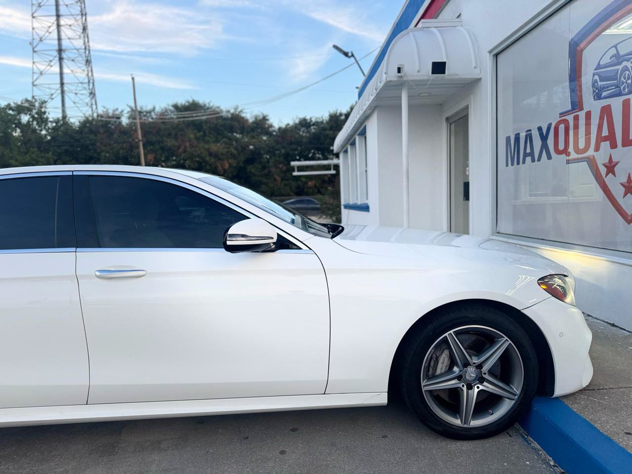 Used 2017 Mercedes-Benz E 300 w/ Premium 1 Package image 39