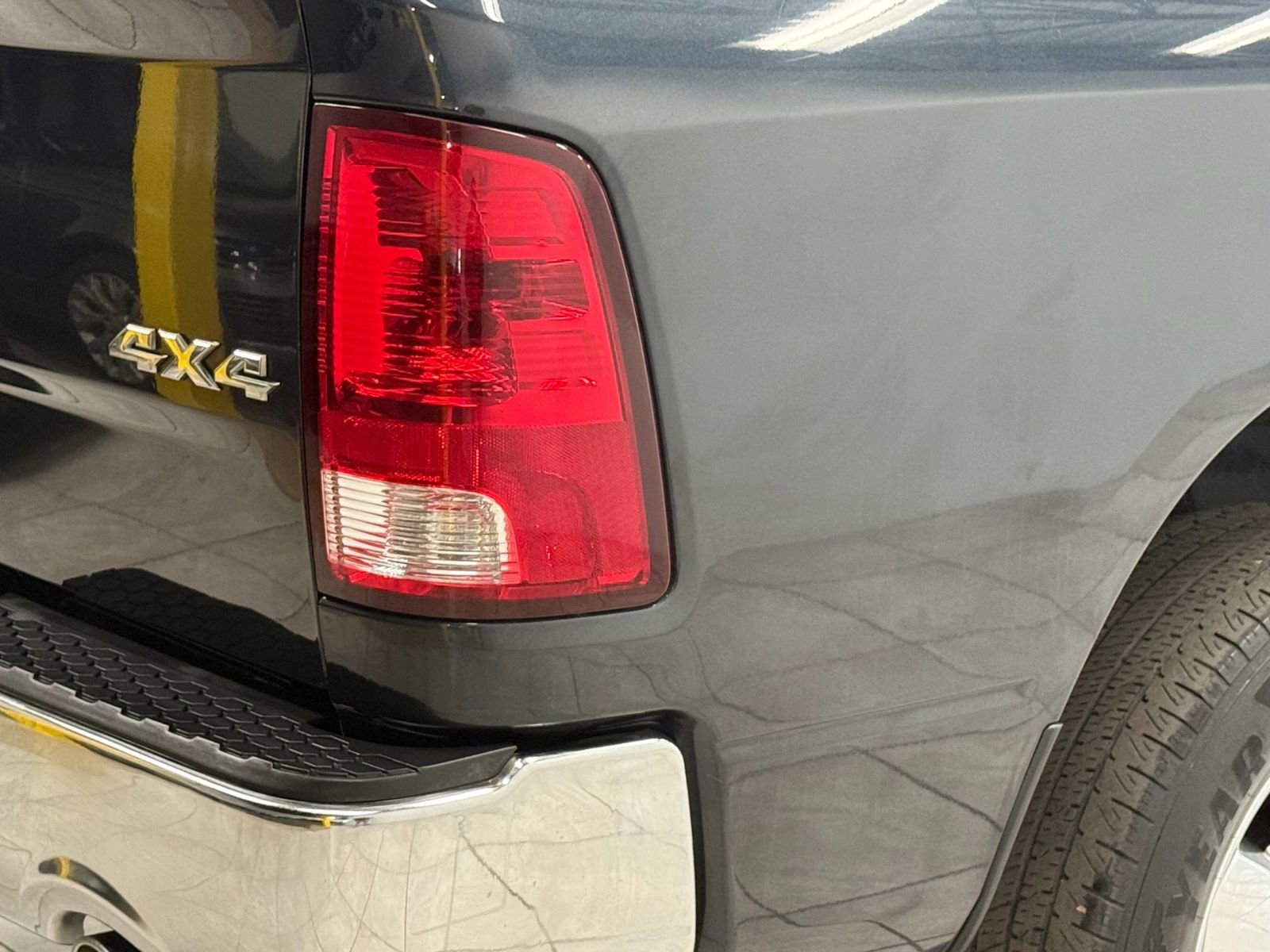 Used 2018 RAM 1500 Express w/ Express Value Package image 10