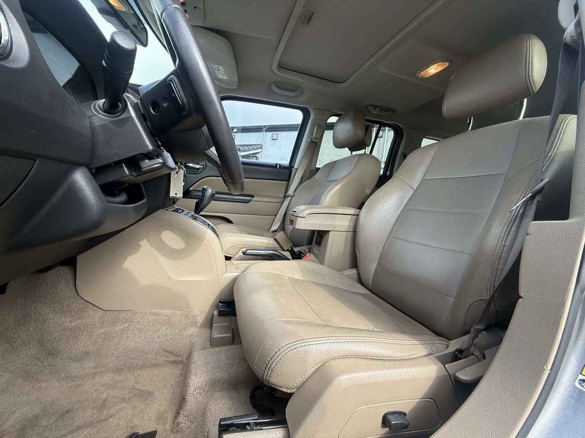 Used 2016 Jeep Patriot High Altitude image 10