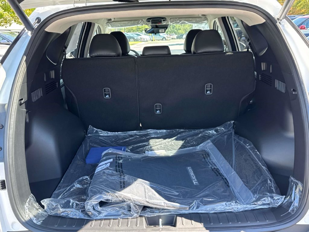 New 2026 Hyundai Tucson SEL Plus AWD/4WD image 11