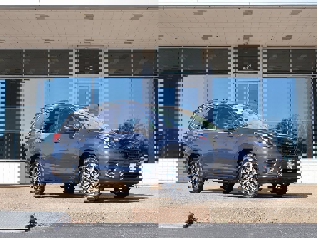 Used 2023 Subaru Forester Limited image 2