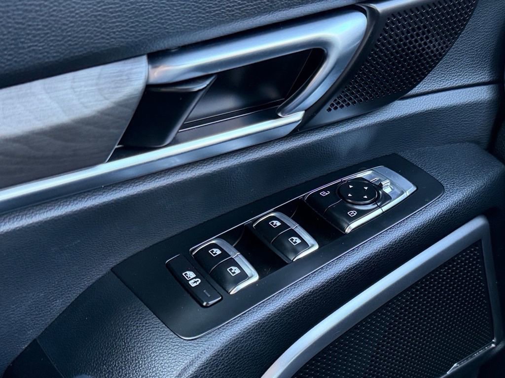 Used 2025 Kia Telluride EX X-Line image 21