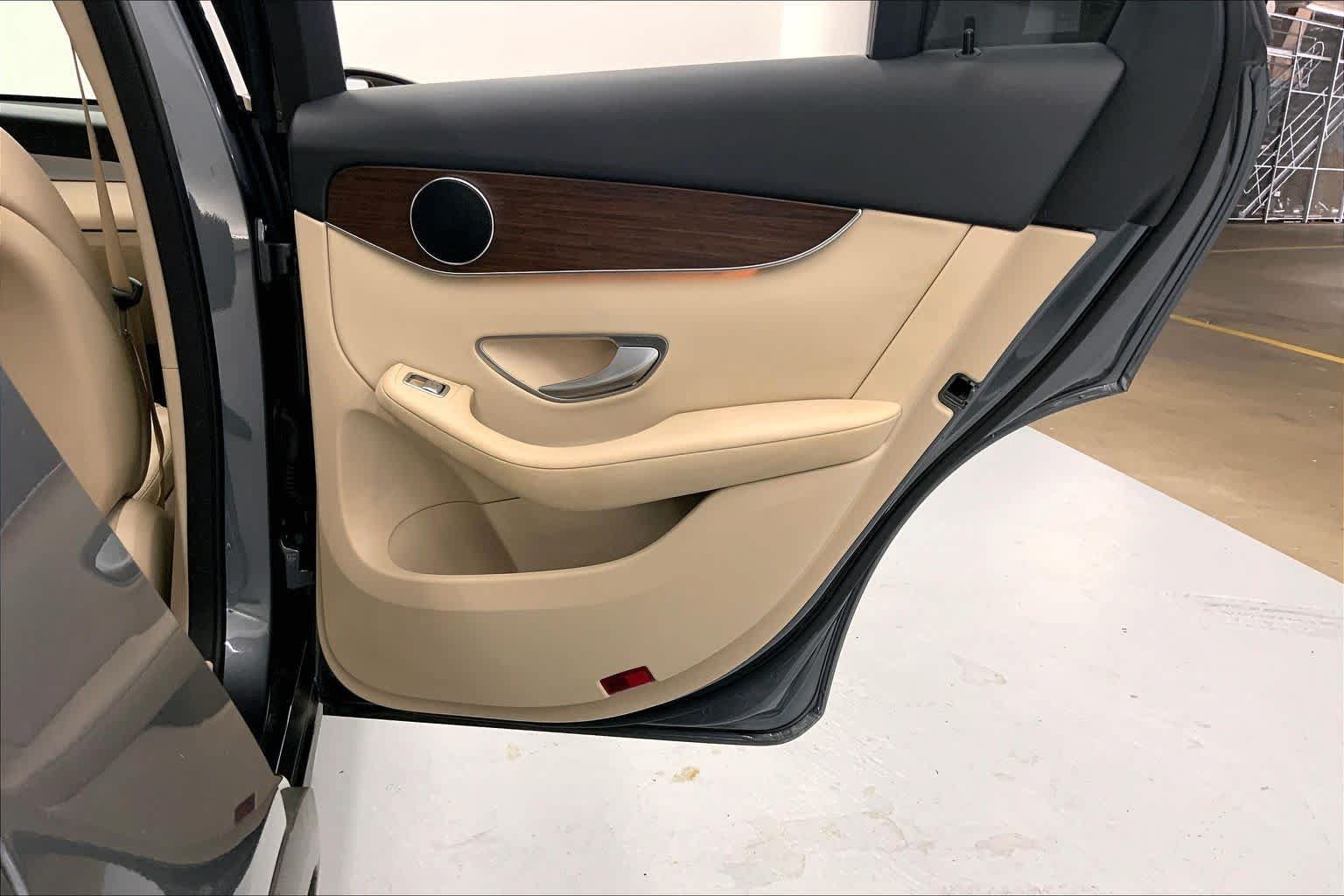 Certified 2022 Mercedes-Benz GLC 300 image 12