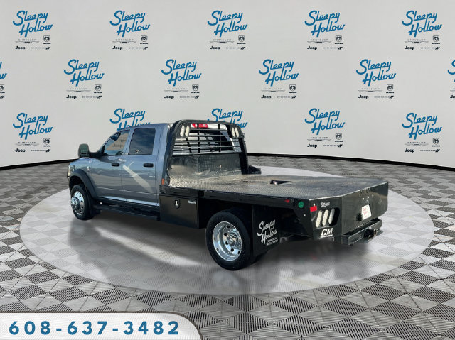 Used 2024 RAM 5500 Tradesman w/ Chrome Appearance Group AWD/4WD image 7