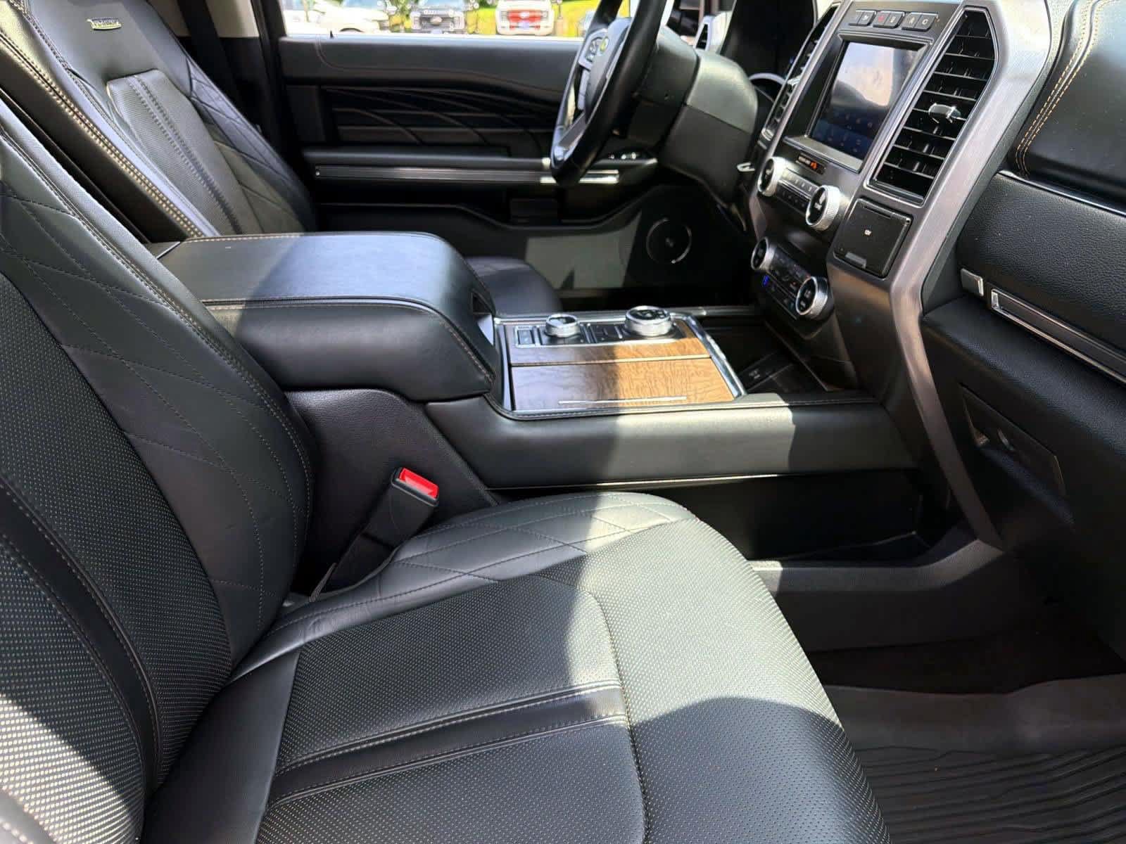 Used 2020 Ford Expedition Platinum AWD/4WD image 11