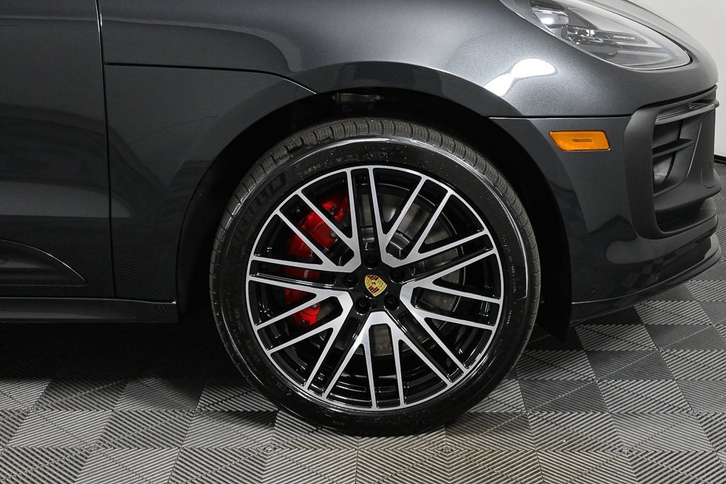 New 2026 Porsche Macan GTS image 43
