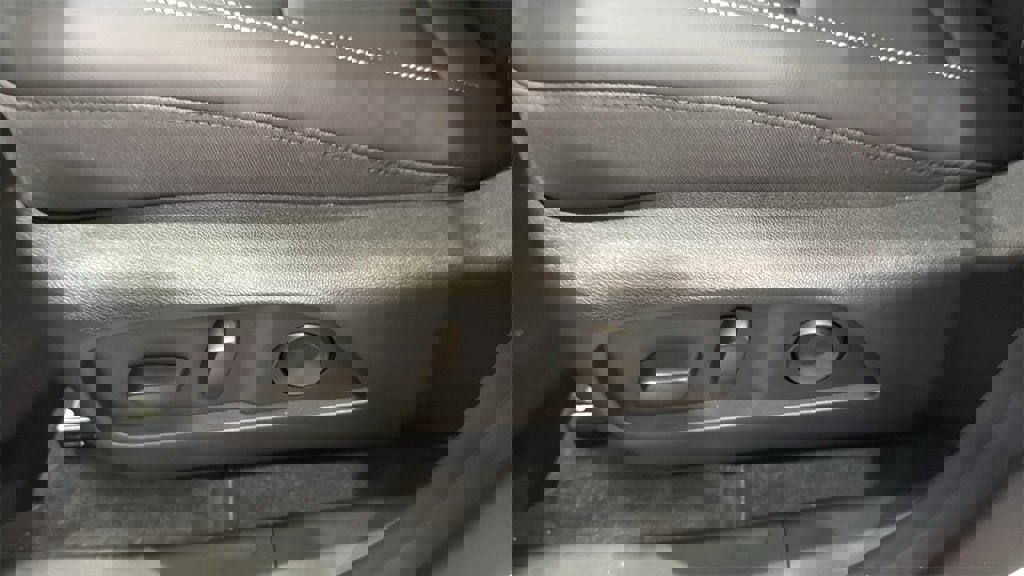 New 2026 GMC Terrain Elevation w/ Elevation Premium Package image 25