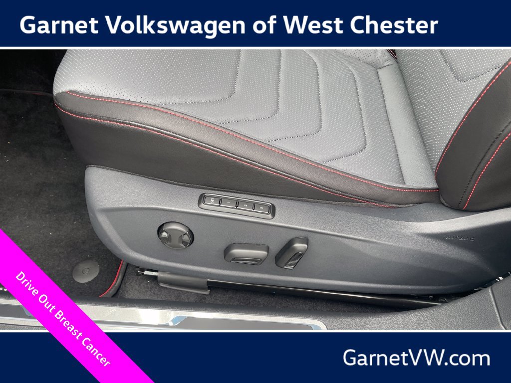 New 2026 Volkswagen Jetta GLI Autobahn FWD image 10