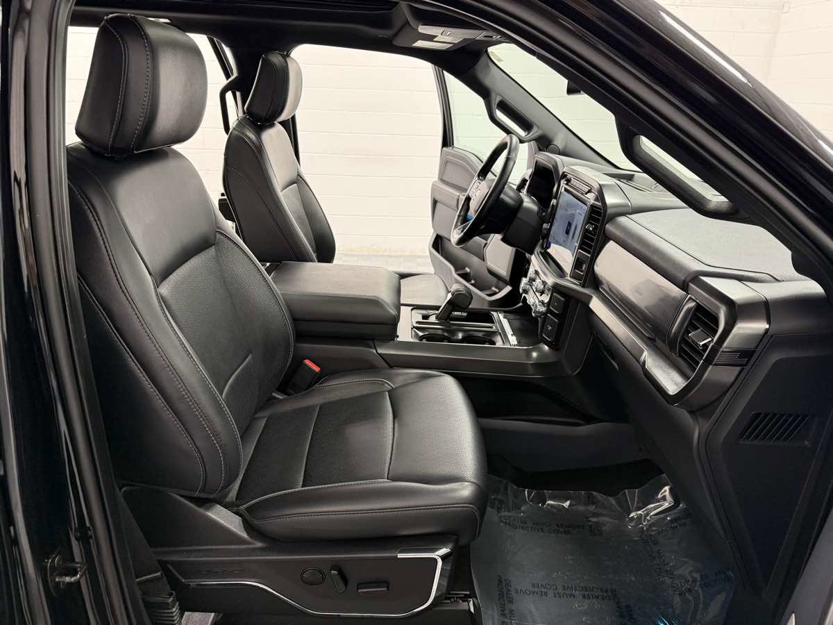 Used 2024 Ford F150 Lariat image 16