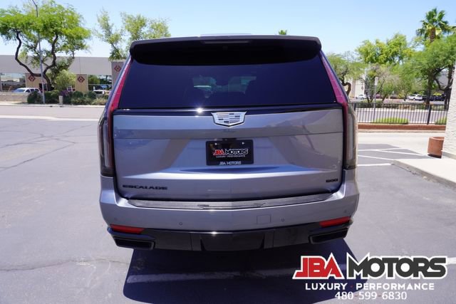 Used 2022 Cadillac Escalade Sport Platinum w/ Heavy-Duty Trailer Package image 93