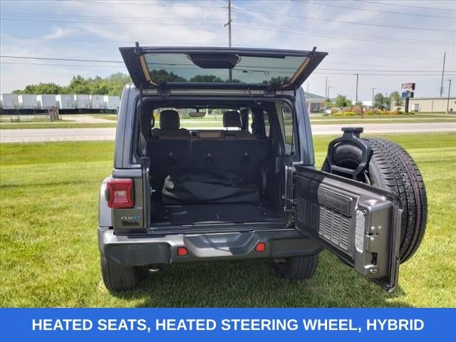 Used 2021 Jeep Wrangler Unlimited Sahara w/ Cold Weather Group image 10