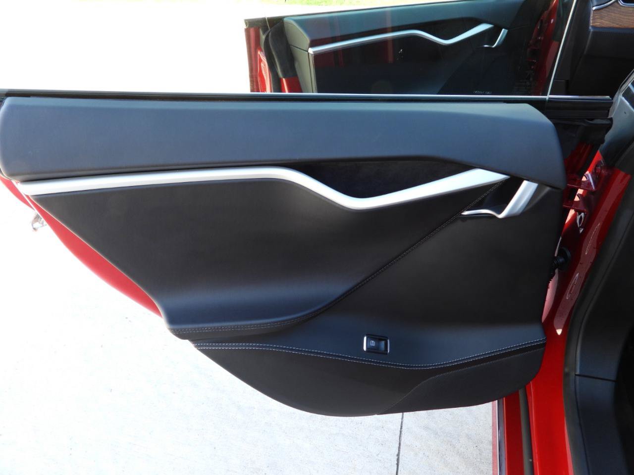 Used 2018 Tesla Model S 100D AWD/4WD image 47