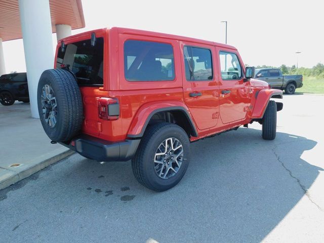 New 2025 Jeep Wrangler Sahara w/ Technology Group image 9