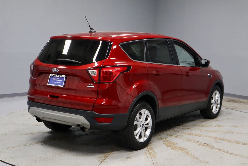 Certified 2019 Ford Escape SE FWD image 12