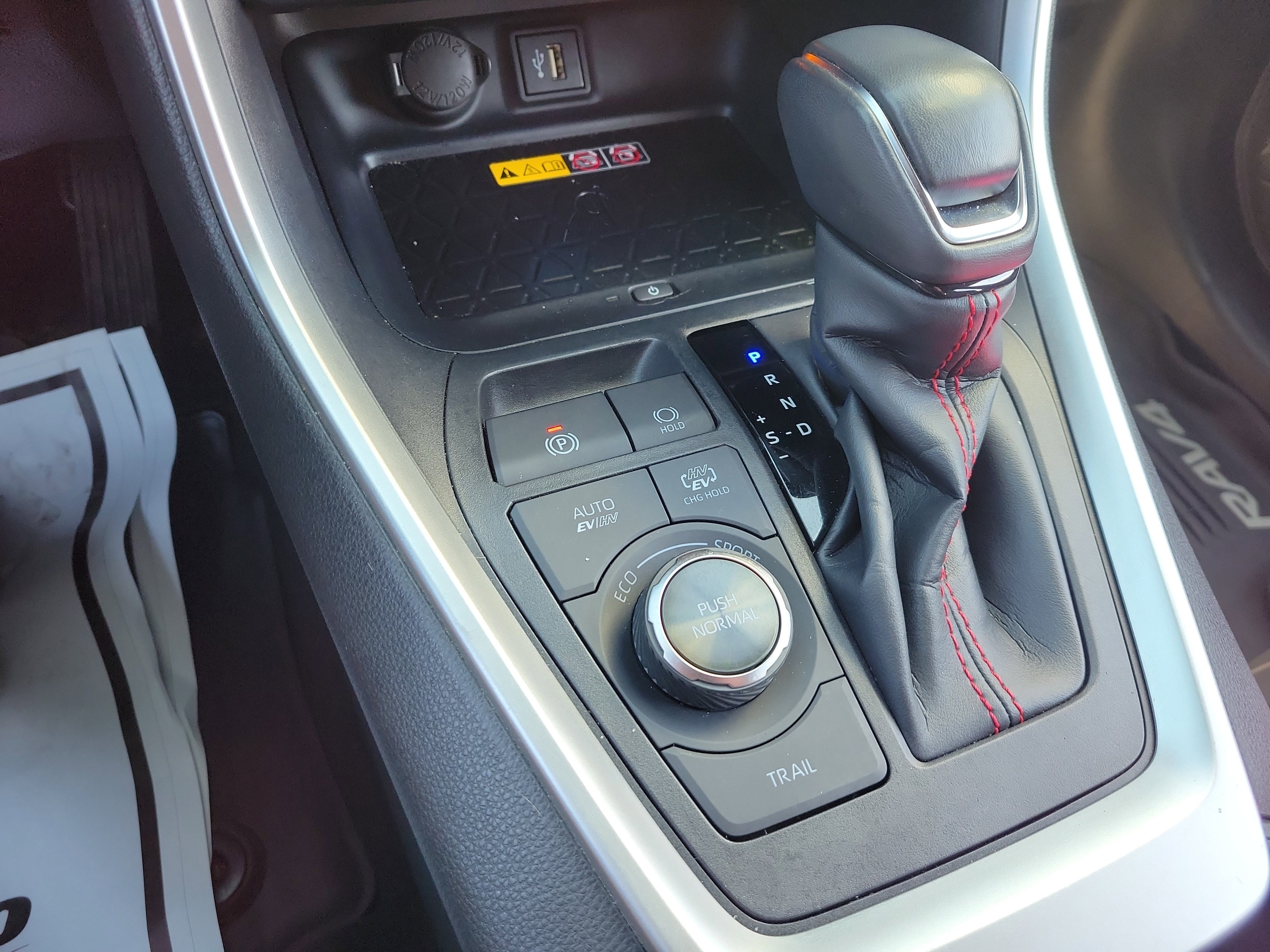 Used 2023 Toyota RAV4 XSE w/ Weather Package AWD/4WD image 24