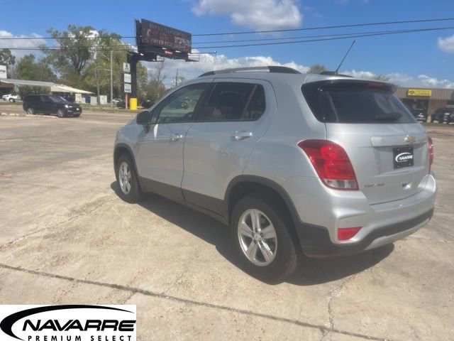 Used 2022 Chevrolet Trax LT w/ Driver Confidence Package image 6