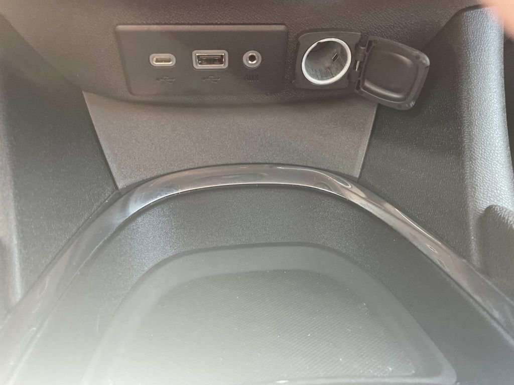 Used 2023 Chevrolet Malibu LT image 20