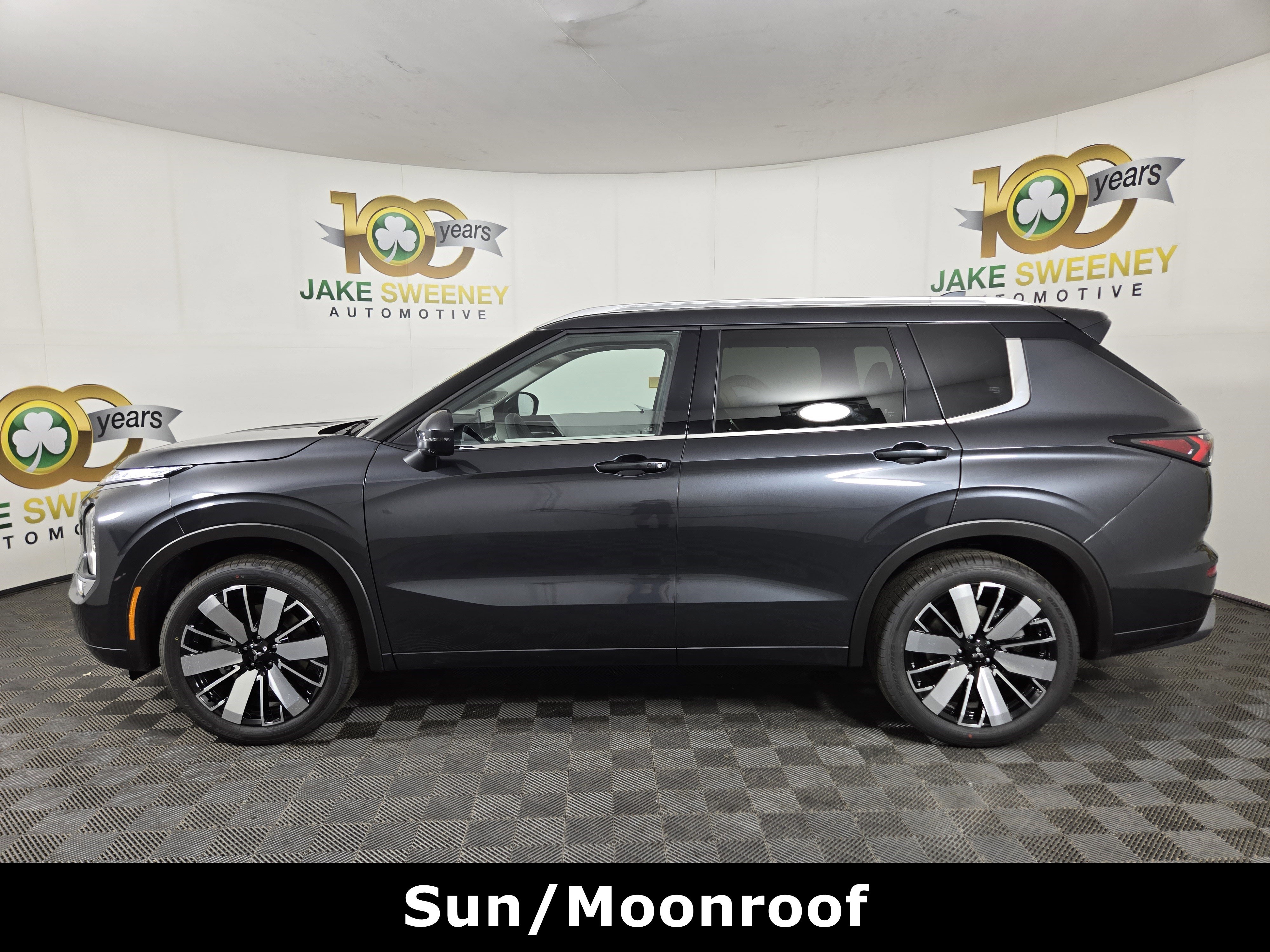 New 2025 Mitsubishi Outlander SEL image 4