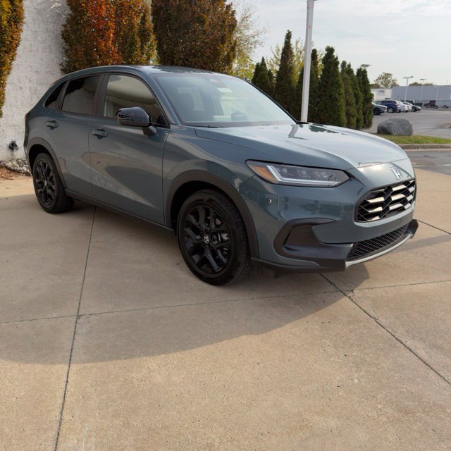 Used 2025 Honda HR-V Sport image 8