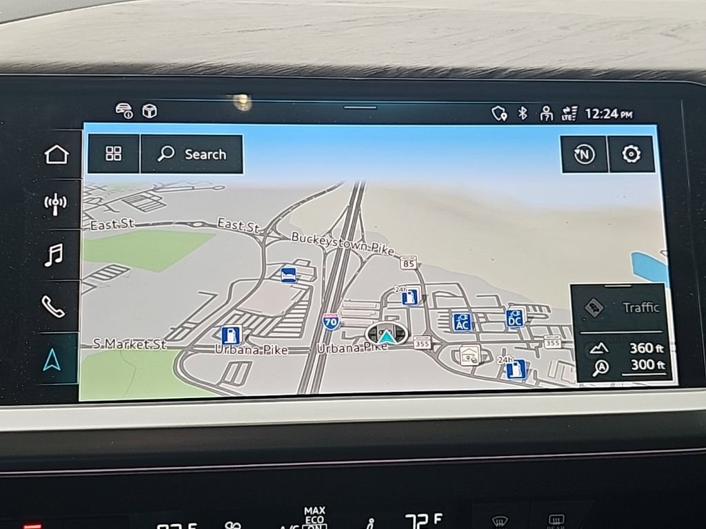 Certified 2024 Audi Q4 e-tron Prestige image 8