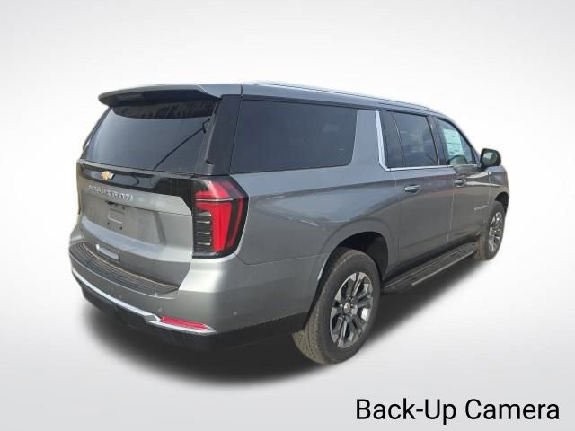 New 2026 Chevrolet Suburban LS image 5
