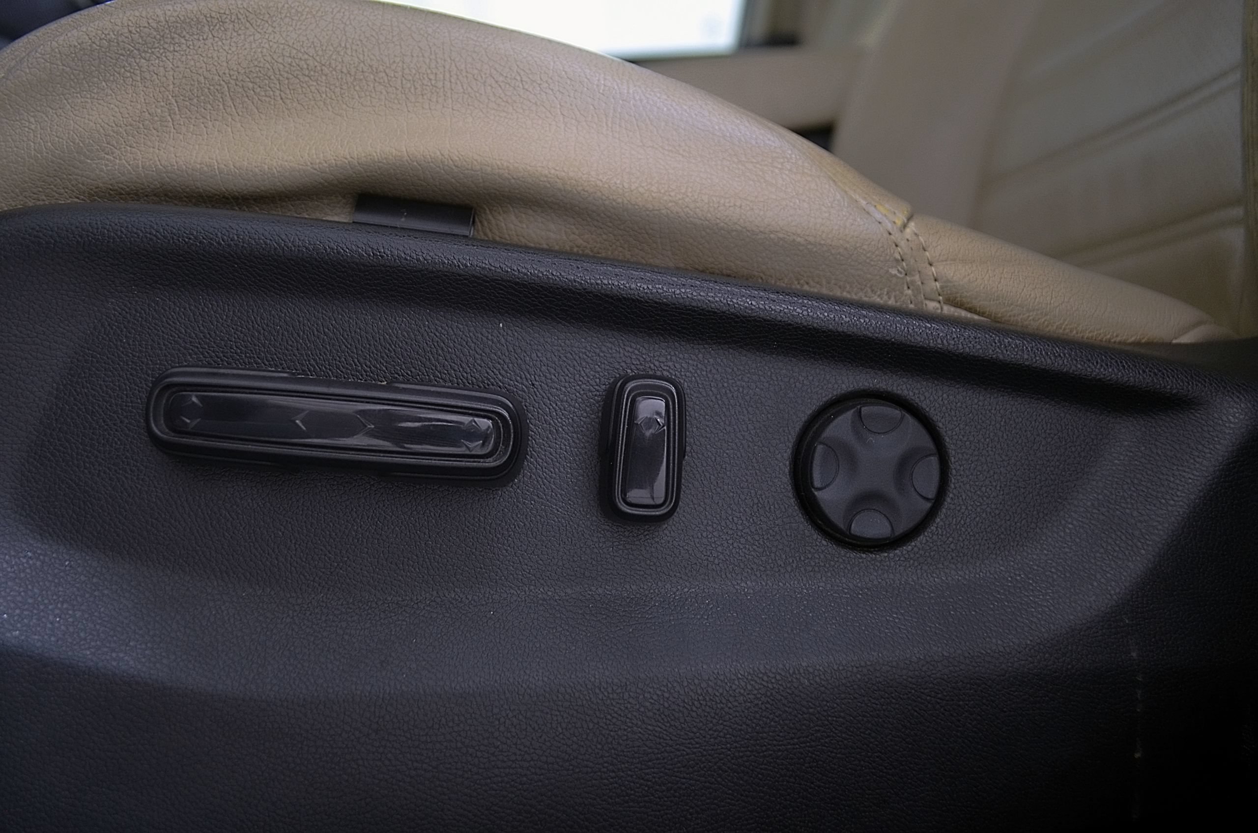 Used 2018 Honda CR-V EX image 17
