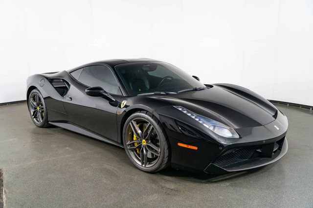 Used 2017 Ferrari 488 GTB RWD image 1