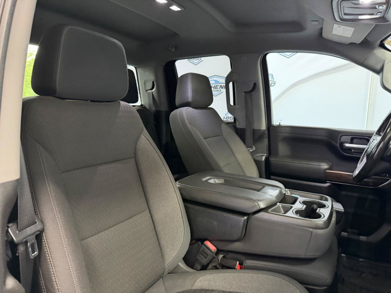 Used 2020 GMC Sierra 1500 Elevation w/ Elevation Value Package AWD/4WD image 25