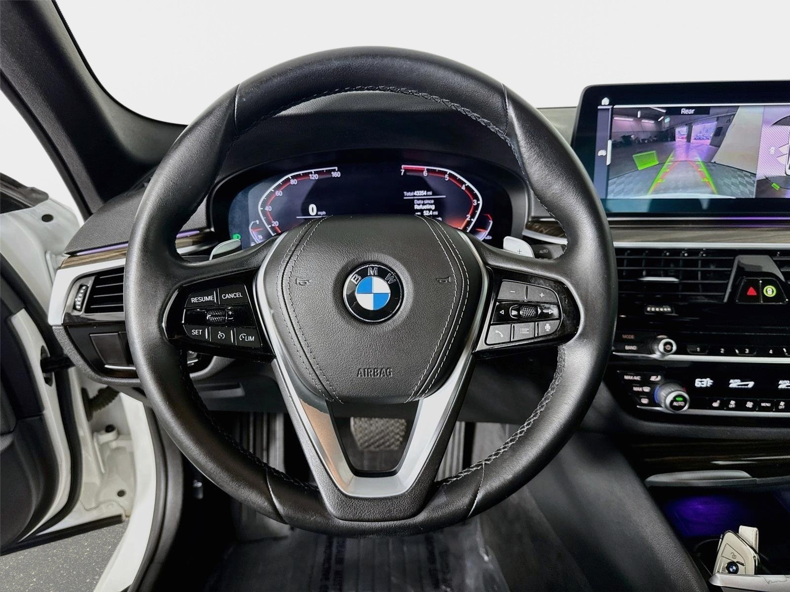 Used 2021 BMW 530i w/ Premium Package RWD image 12