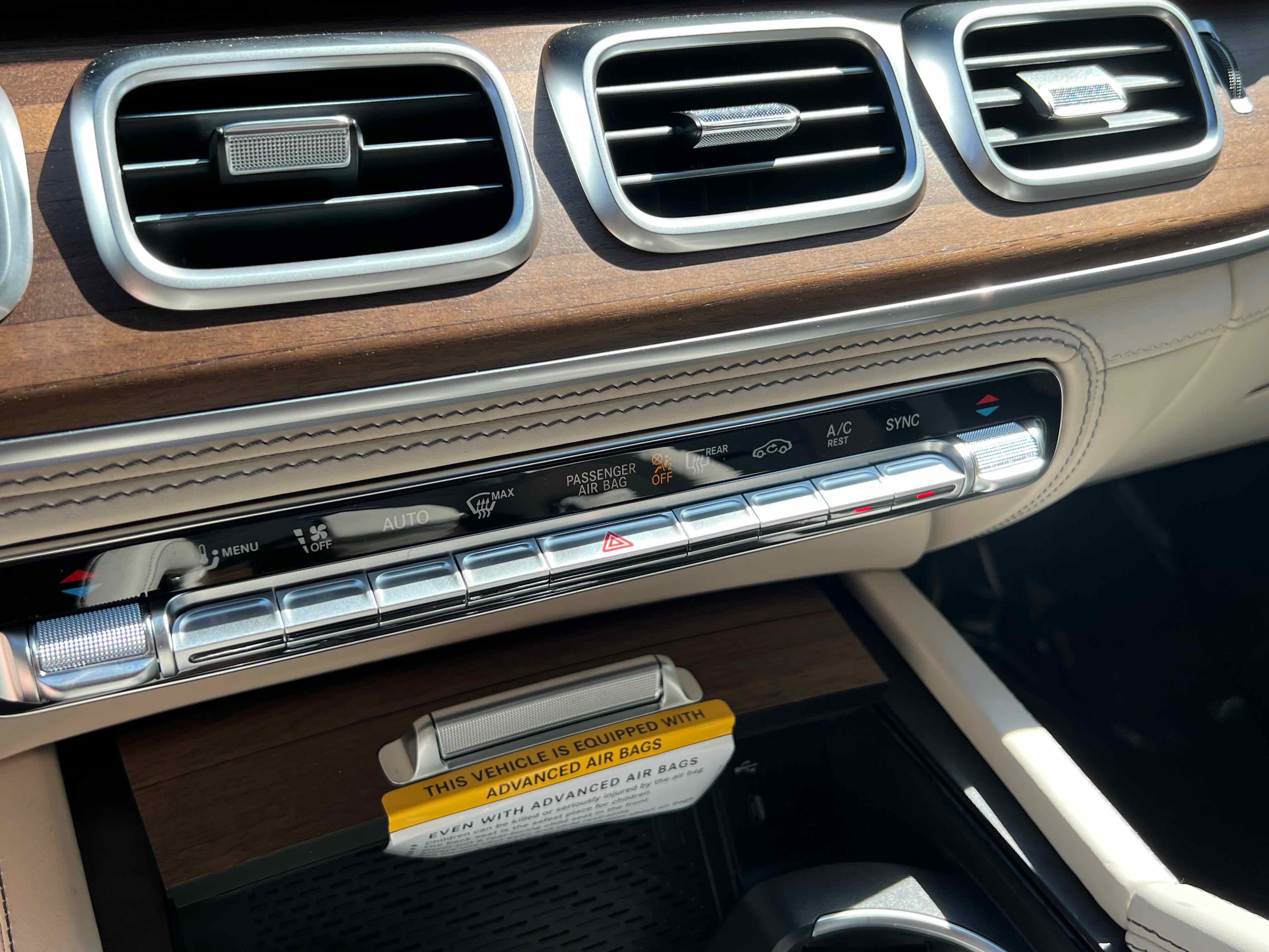 New 2026 Mercedes-Benz GLS 63 AMG 4MATIC image 30