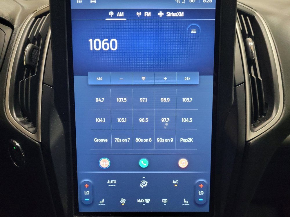 Used 2023 Ford Edge SEL image 25