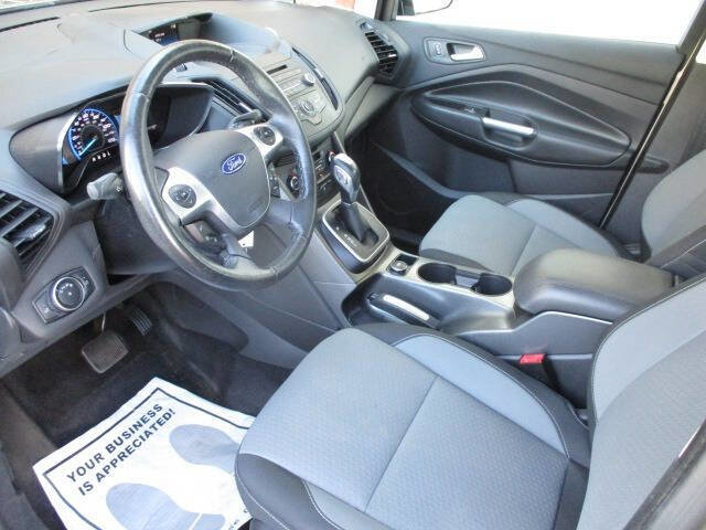 Used 2017 Ford C-MAX SE image 9