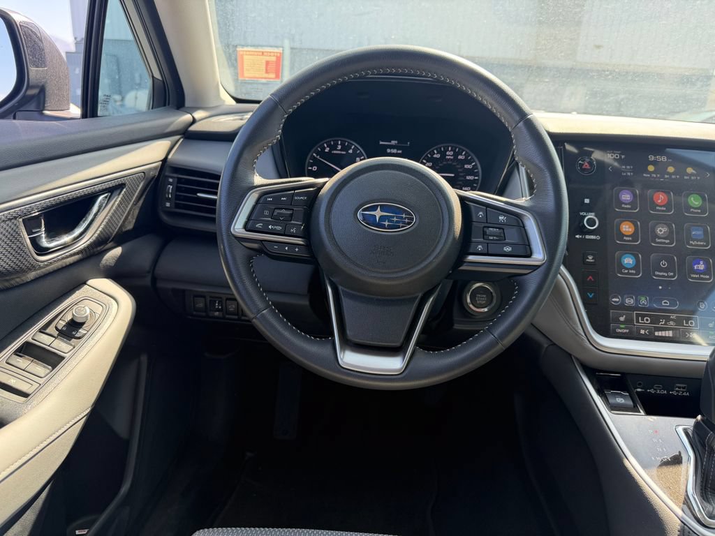 Used 2025 Subaru Outback Premium AWD/4WD image 8