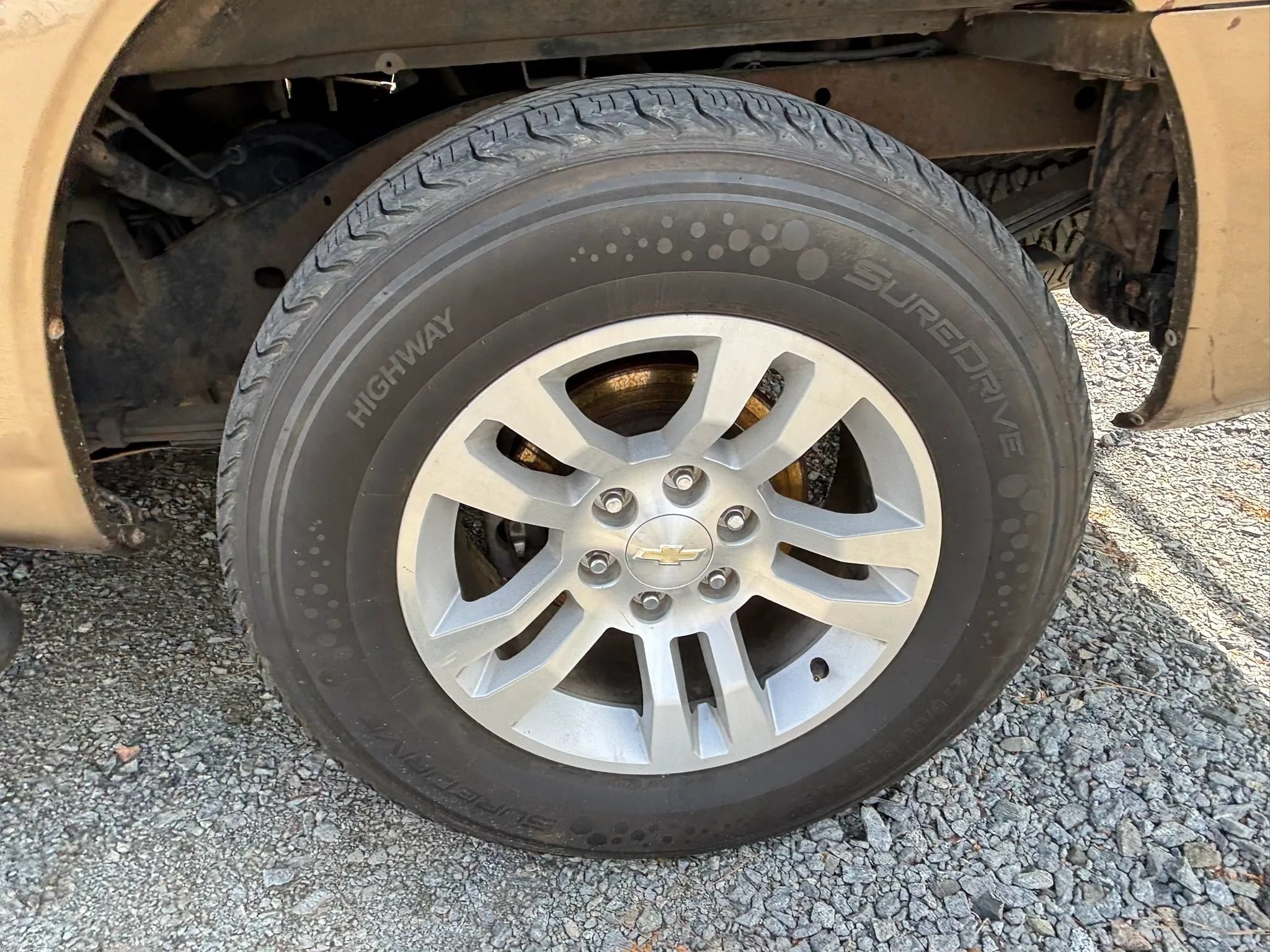 Used 2004 Nissan Titan LE w/ (Tow) Big Tow Pkg AWD/4WD image 6